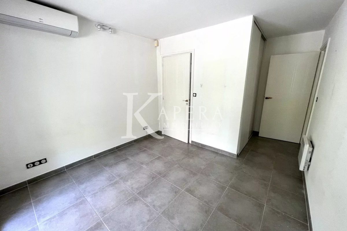 LOCATION VIDE 3 PIECES 75m2 - ANTIBES ILETTE - VUE MER-GARAGE