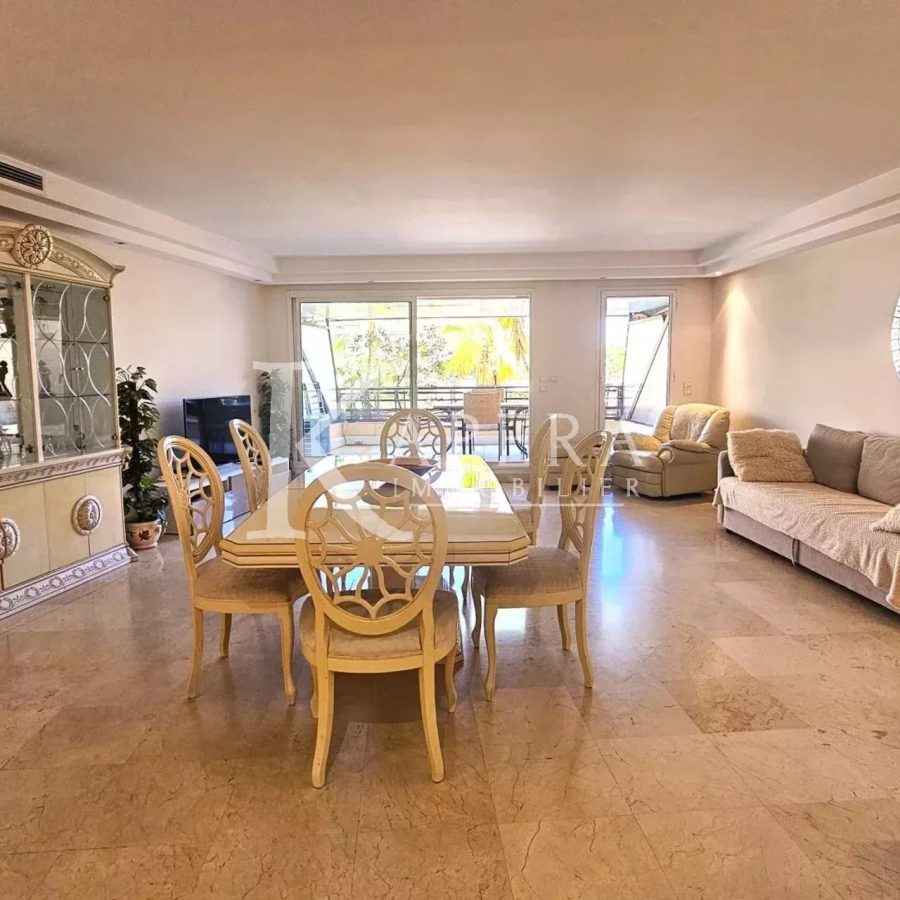 VENTE 3P 103M2 - PORT SAINT LAURENT DU VAR - TERRASSE