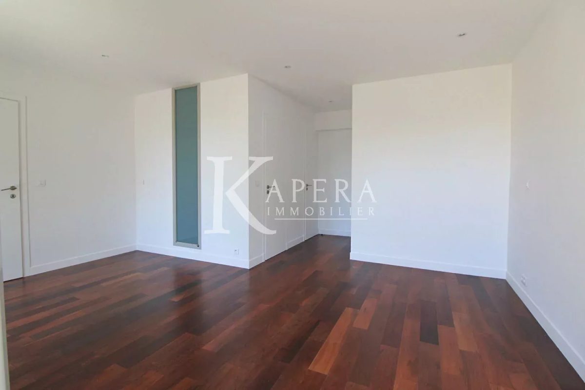 VENTE 4P 140m² - NICE CENTRE VILLE - TERRASSE - PARKING