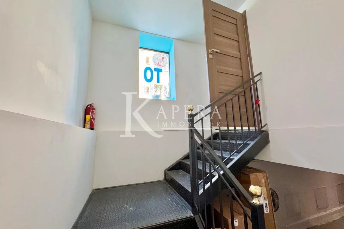 VENTE FONDS DE COMMERCE – NICE REPUBLIQUE - SALON DE THE/RESTAURANT