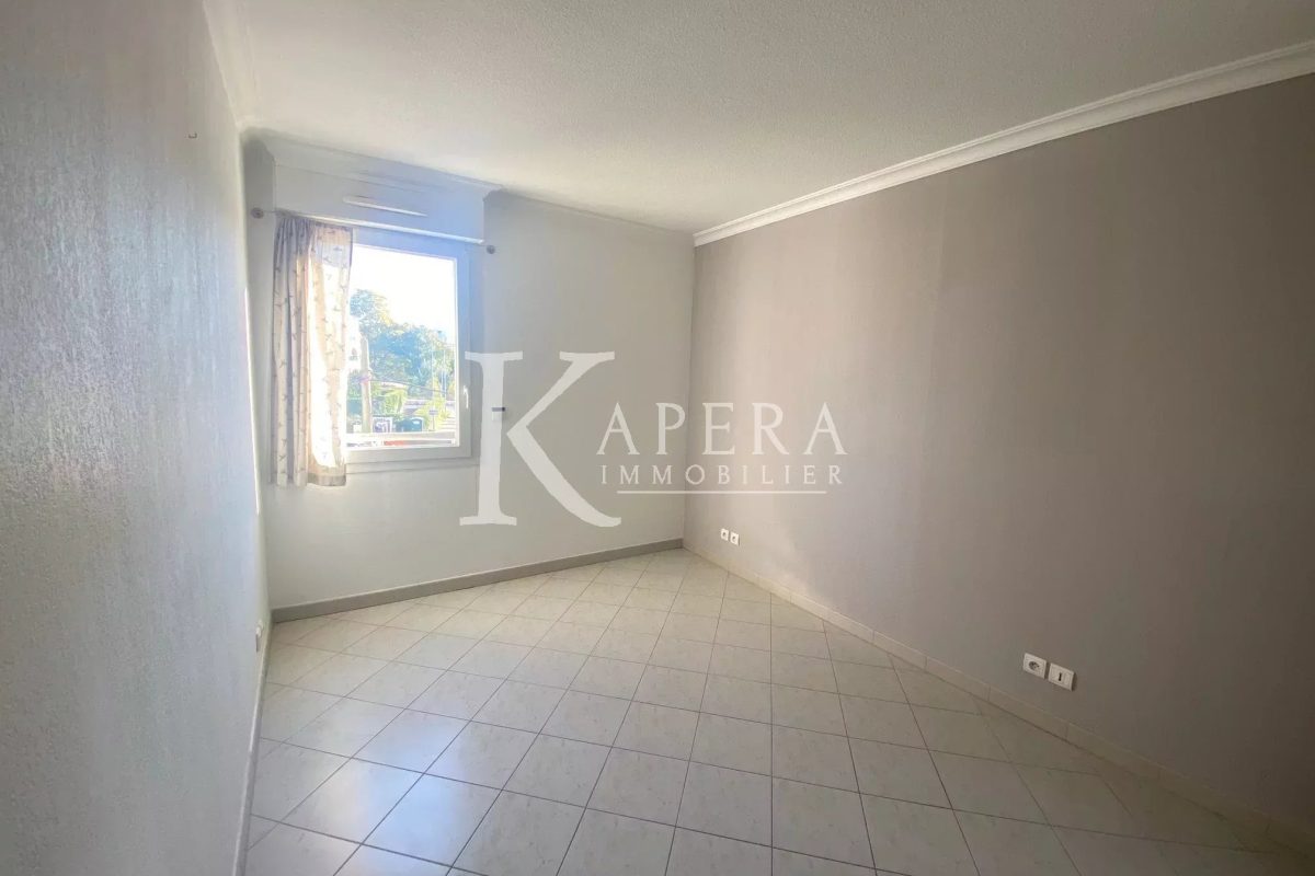 VENTE 3P 71M2 - CENTRE CAGNES SUR MER - TERRASSE - GARAGE