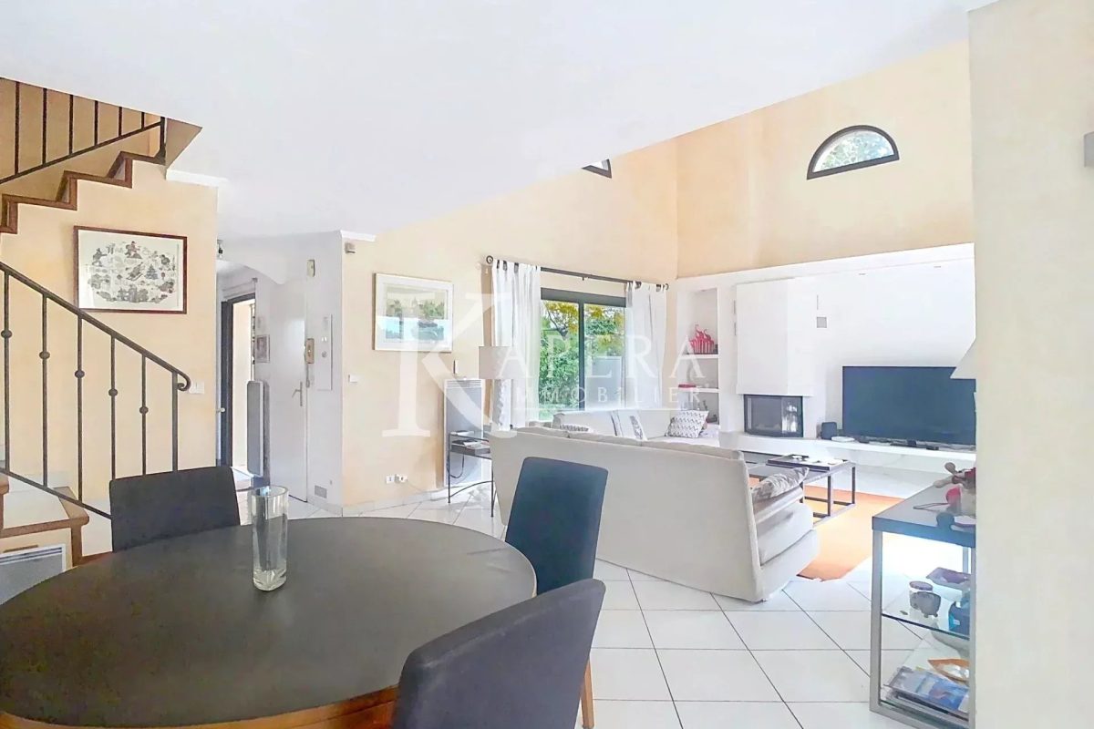 EN VENTE MAISON 5P 105M2 - DOMAINE LES HAUTS DE VAUGRENIER