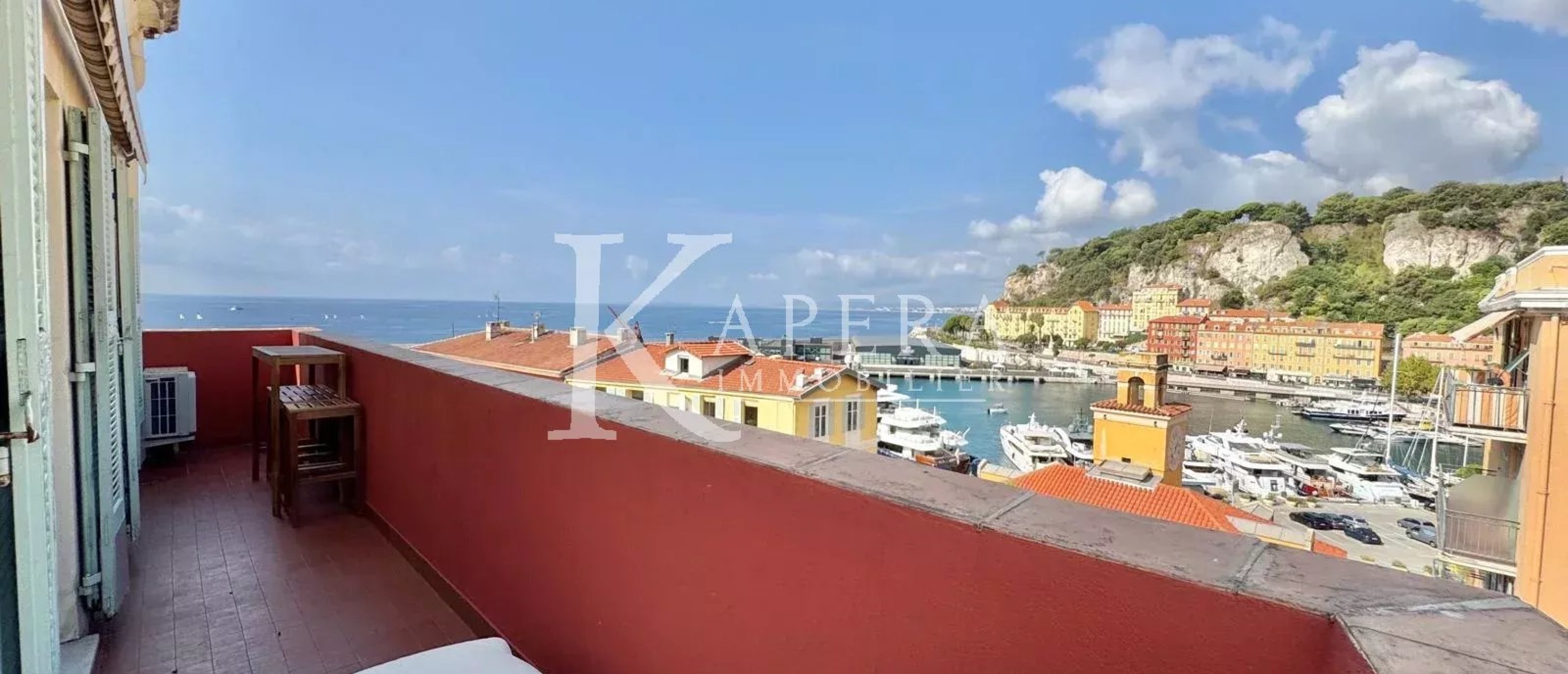 LOCATION MEUBLÉE 10 MOIS – NICE LE PORT – 2P 48M² AVEC TERRASSE ET VUE MER PANORAMIQUE