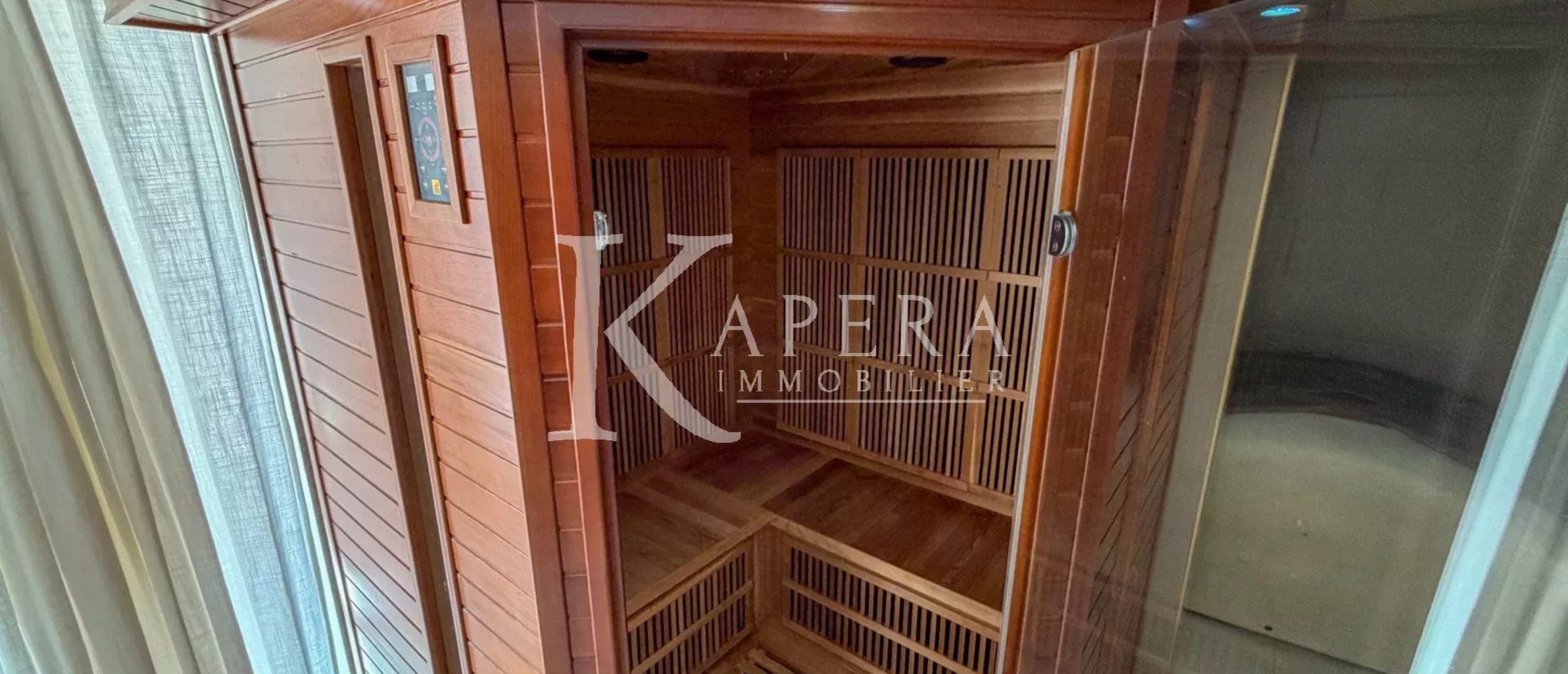 VENTE MAISON 8P 233M2 - CAGNES SUR MER/LES COLLETTES - PISCINE