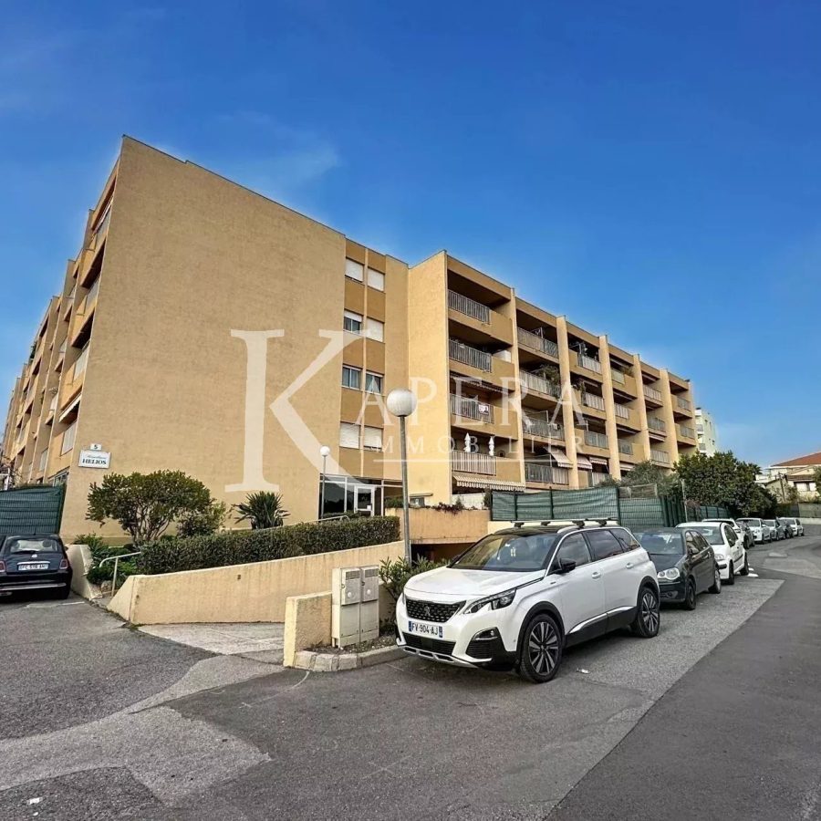 VENTE 3P 63M2 - CAGNES SUR MER / LES VESPINS - TERRASSE - PARKING