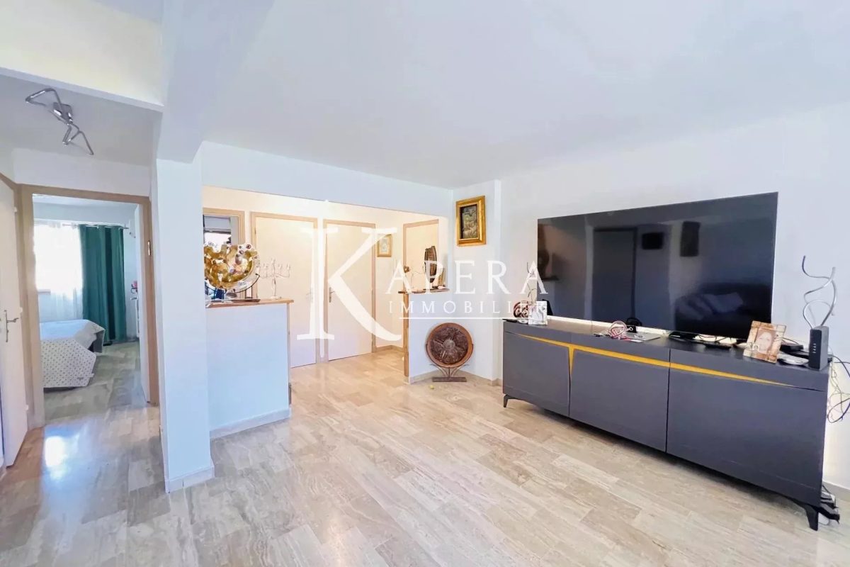 VENTE 2P 64M2 - CANNES CARNOT - TERRASSE - PARKING INTERIEUR