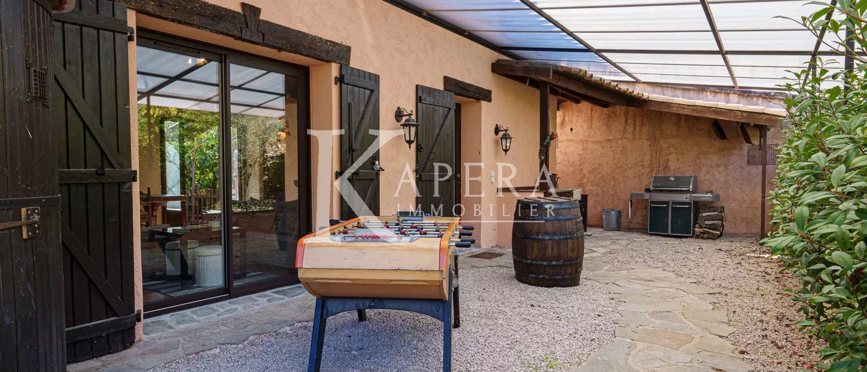 VENTE MAISON 9P 295M2 - FALICON - TERRAIN PISCINABLE