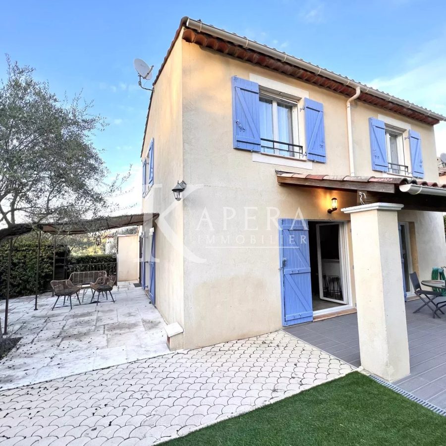 LOCATION VILLA 5P- VALBONNE-PISCINE