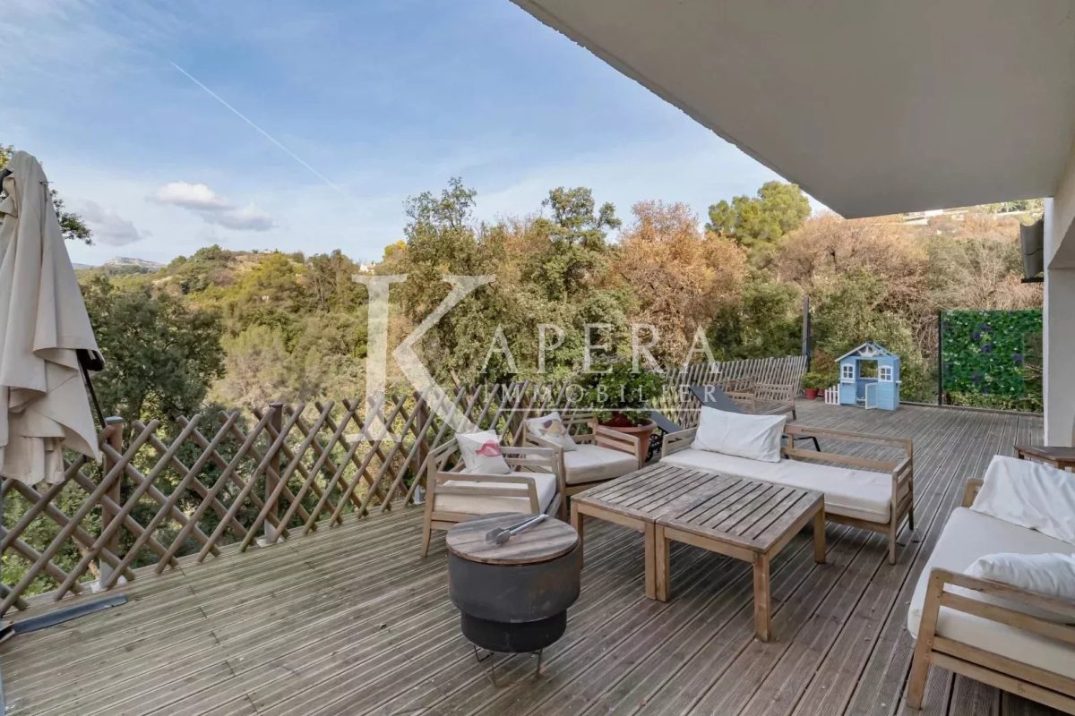 VENTE MAISON 5P 144M2 - CAGNES SUR MER - MODERNE - CALME - CONFORT