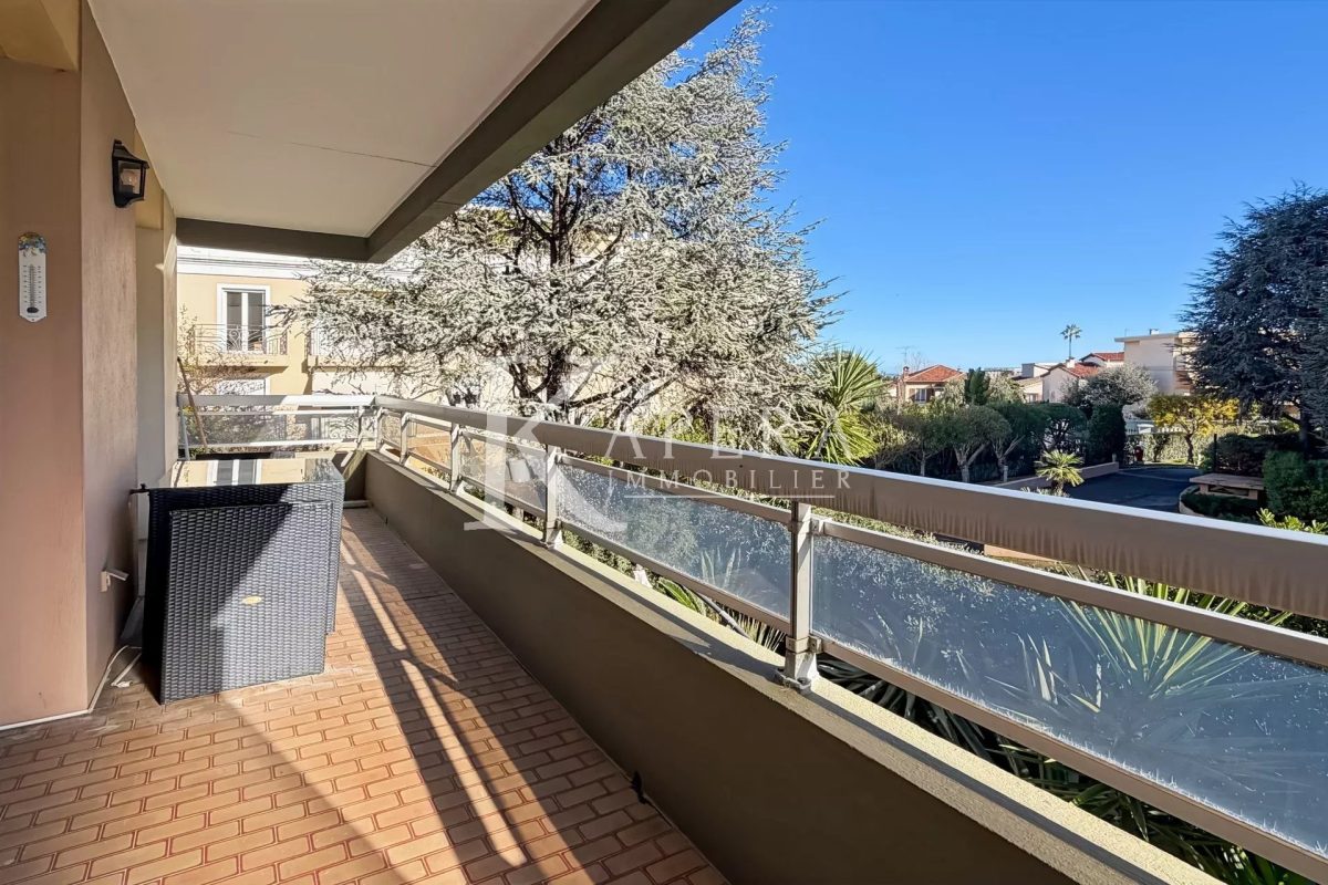 VENTE 2P 41M2 - SAINT LAURENT DU VAR/LES PLANS - BALCON