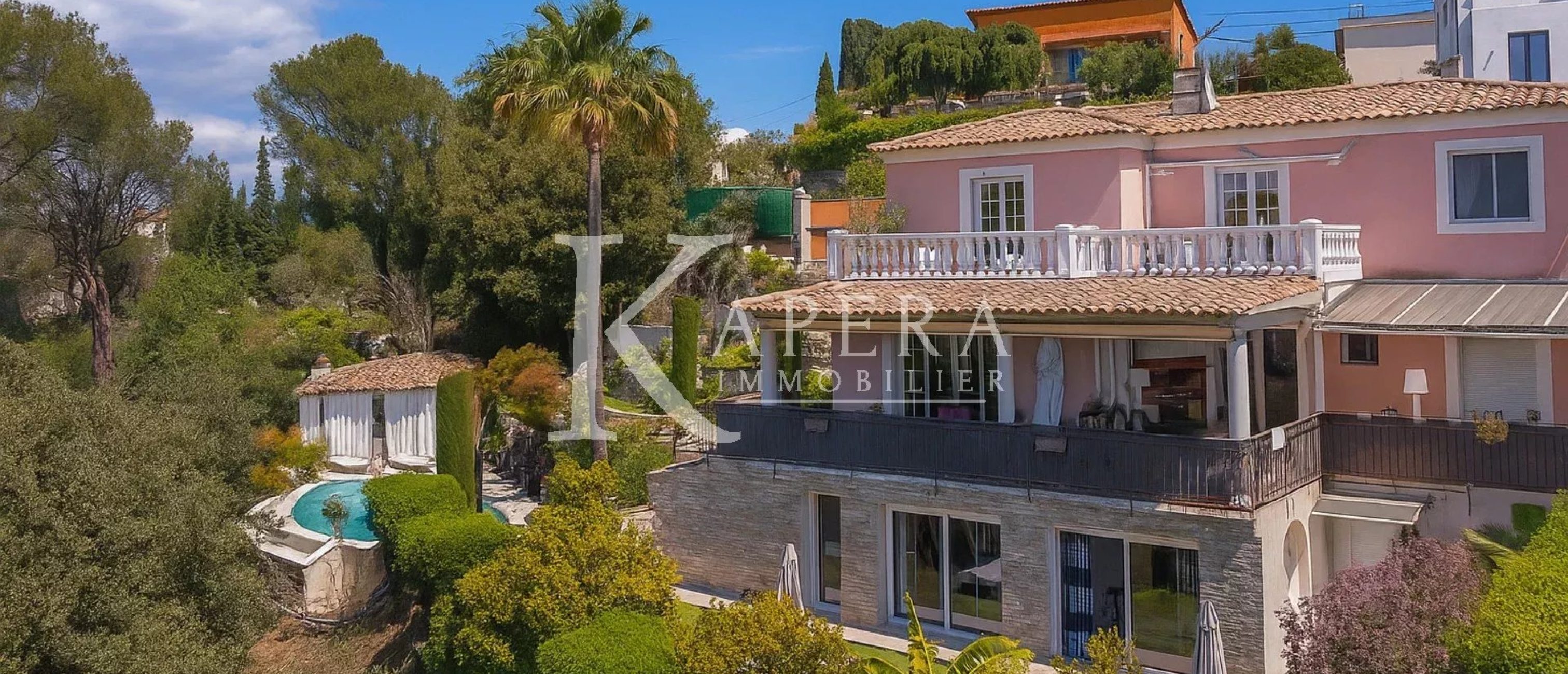 VENTE MAISON 8P 233M2 - CAGNES SUR MER/LES COLLETTES - PISCINE