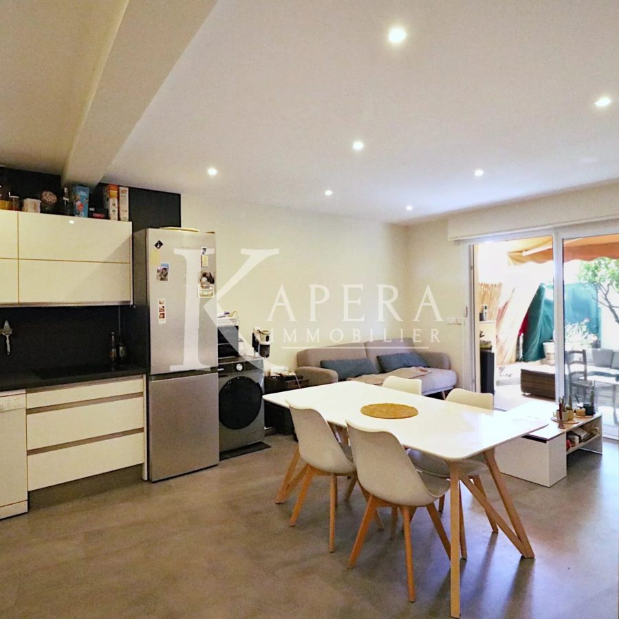VENTE 2P 45M2 - SAINT LAURENT DU VAR CENTRE - REZ DE JARDIN