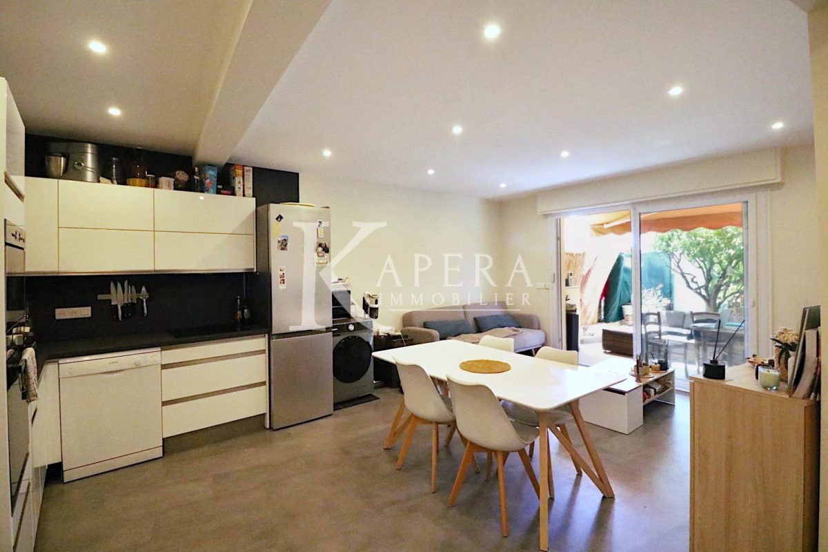 VENTE 2P 45M2 - SAINT LAURENT DU VAR CENTRE - REZ DE JARDIN