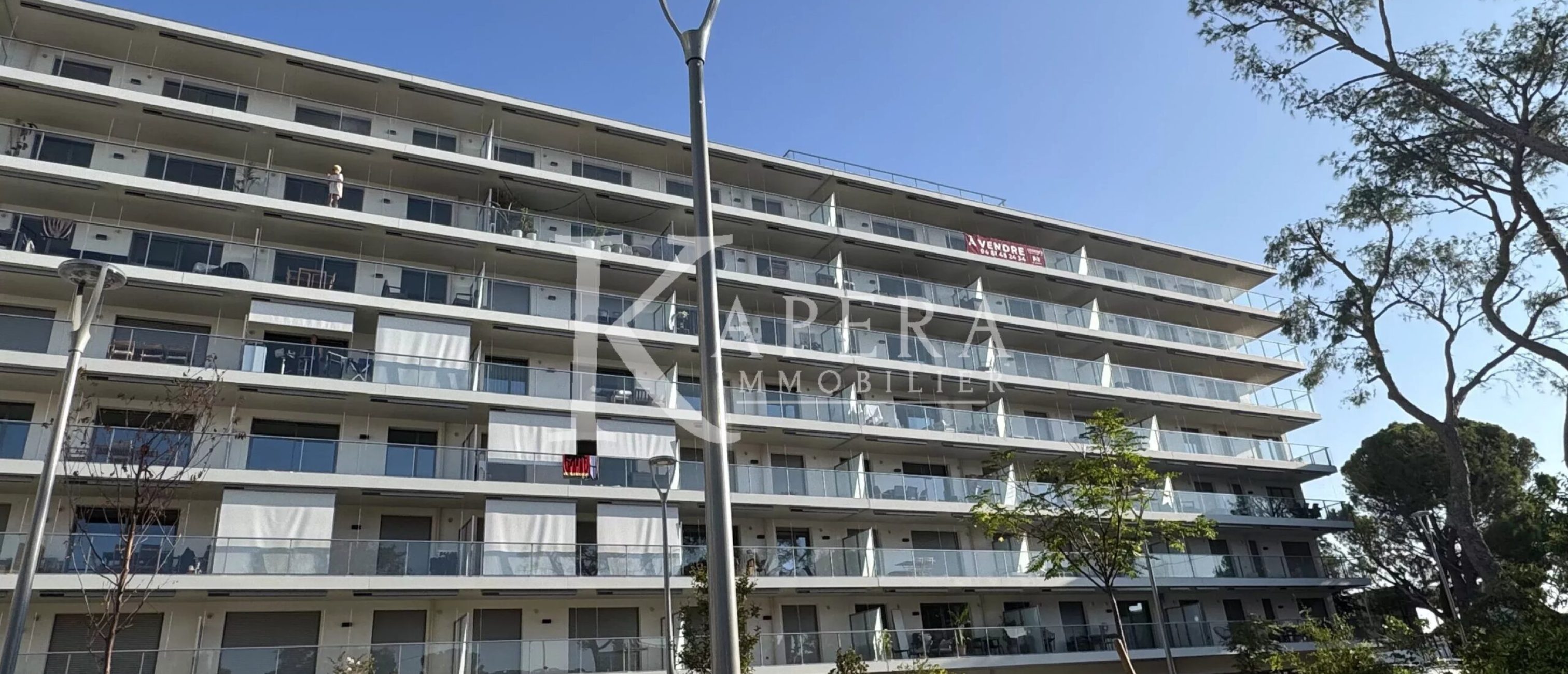 VENTE 3P 67M2 - SAINT LAURENT DU VAR/PORT - PARKINGS - TERRASSE