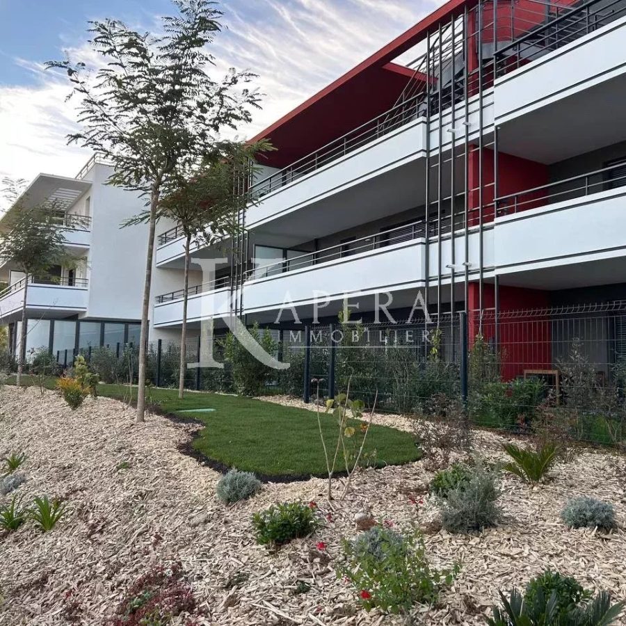 VENTE 3P 67M2 - VILLENEUVE LOUBET/VAUGRENIER - DOUBLE GARAGE - TERRASSE