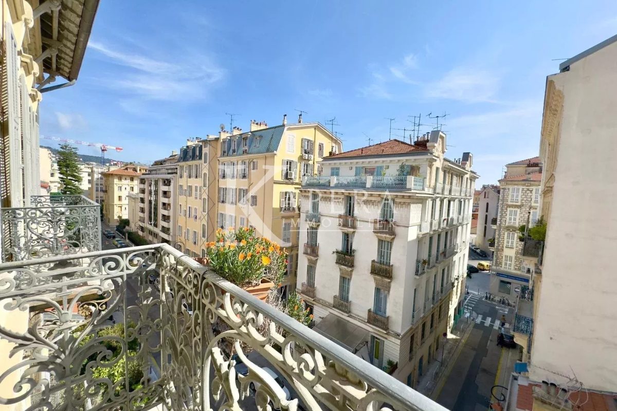 EN VENTE 4P 83m² - NICE CARABACEL - CHARME DE L'ANCIEN