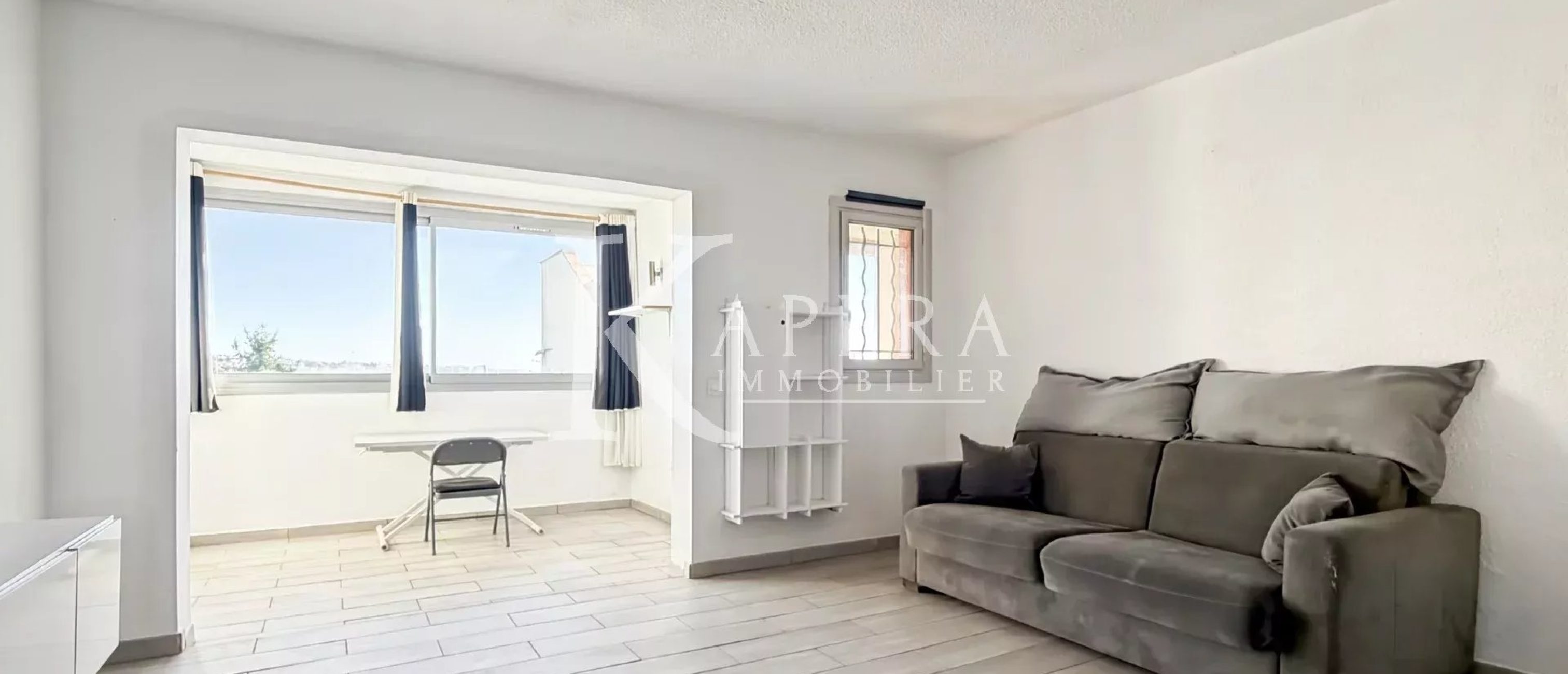 VENTE STUDIO 30M2 - SAINT LAURENT DU VAR / CORNICHE FAHNESTOCK - PISCINE