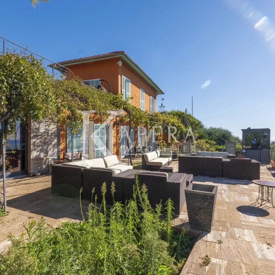 VENTE VILLA 7P 335M² - MENTON - VUE PANORAMIQUE MER ET MONTAGNES