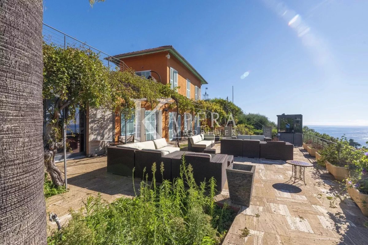 VENTE VILLA 7P 335M² - MENTON - VUE PANORAMIQUE MER ET MONTAGNES