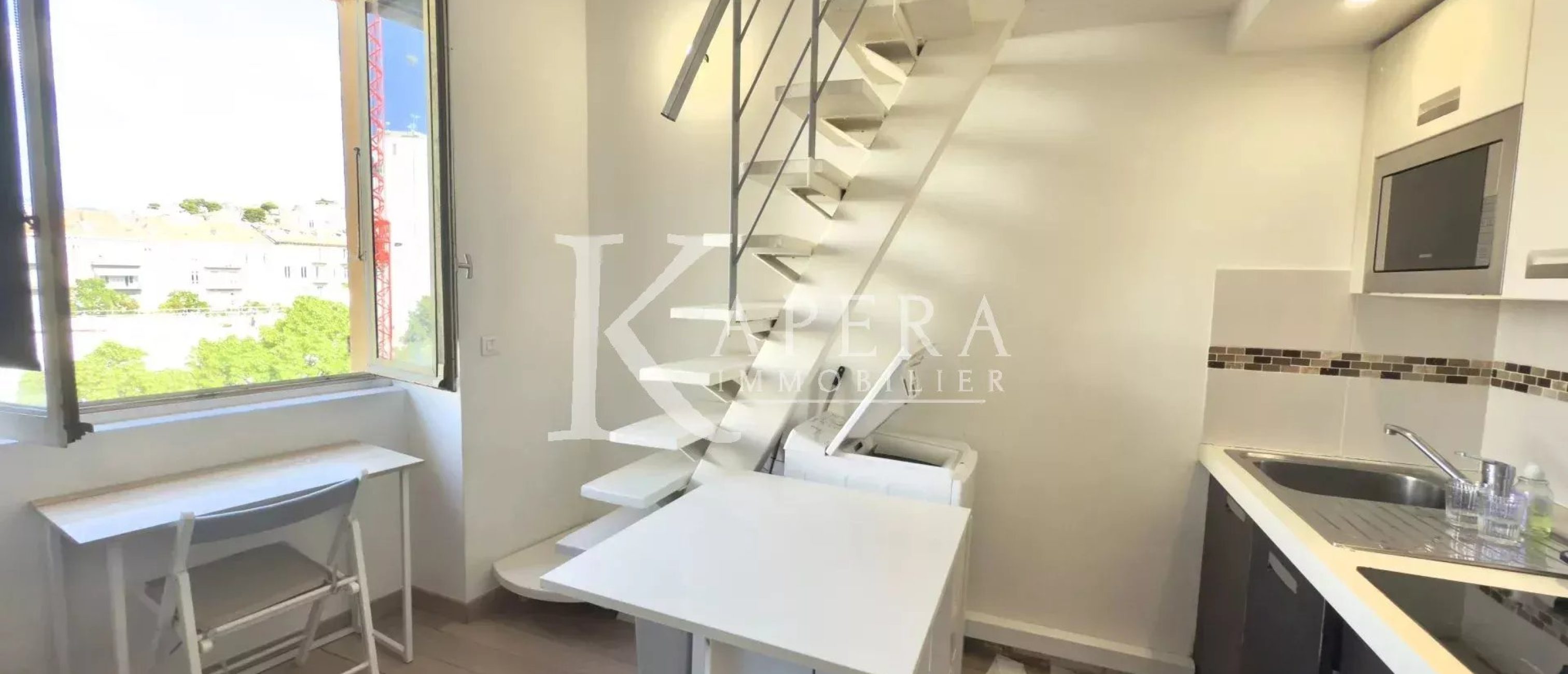 LOCATION DUPLEX MEUBLÉ - PLACE GARIBALDI