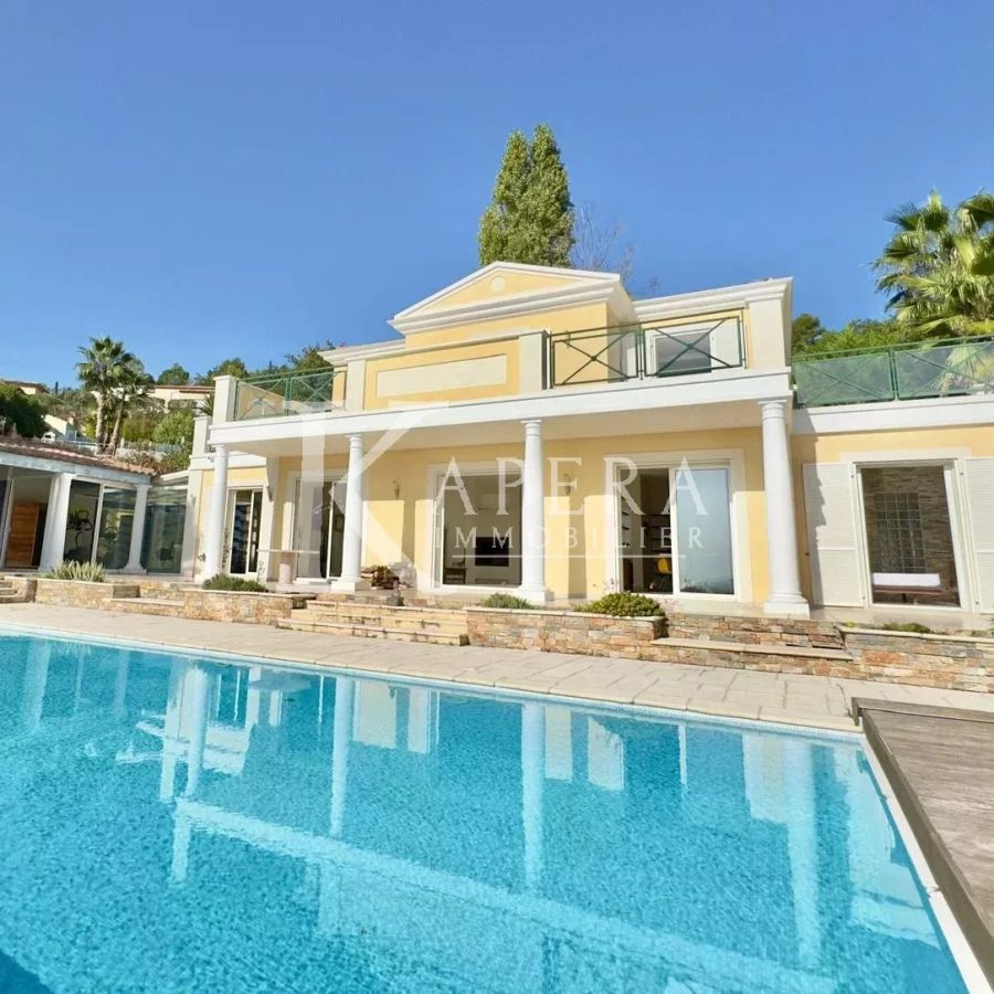 VENTE VILLA D'ARCHITECTE 6P 203M² DANS DOMAINE PRIVE - FALICON