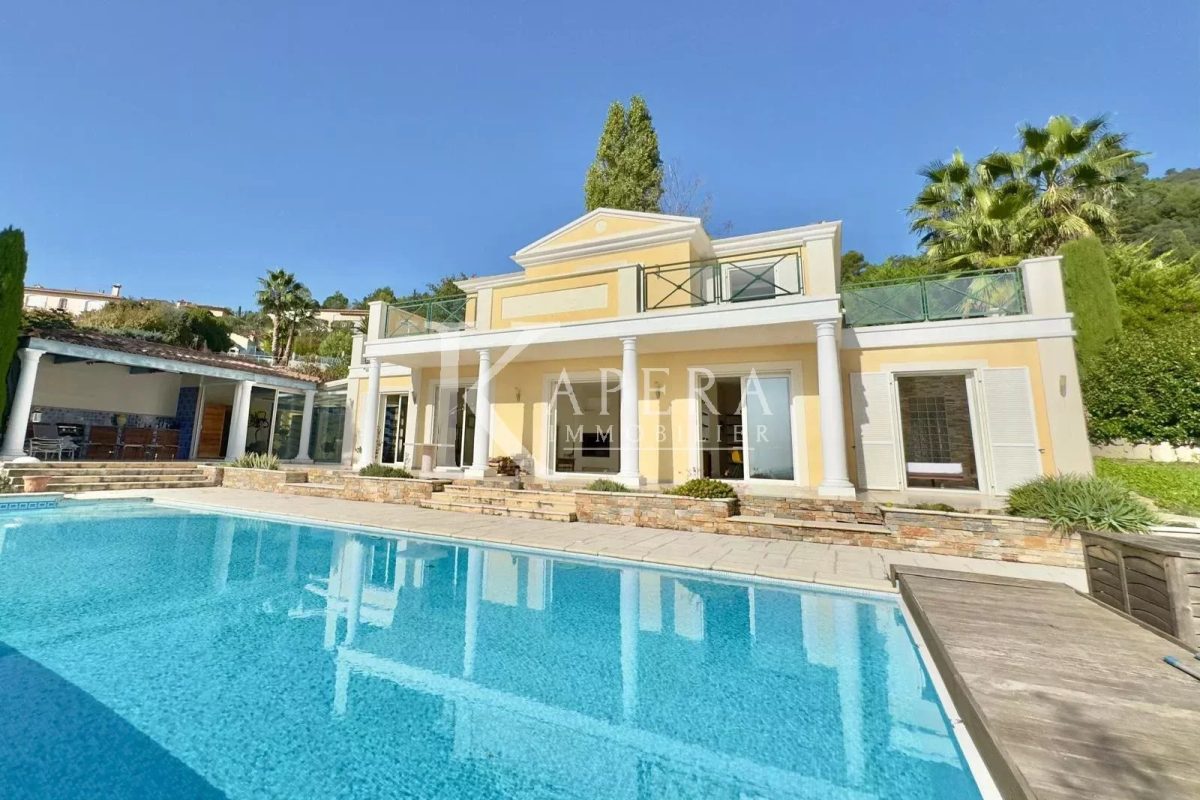 VENTE VILLA D'ARCHITECTE 6P 203M² DANS DOMAINE PRIVE - FALICON