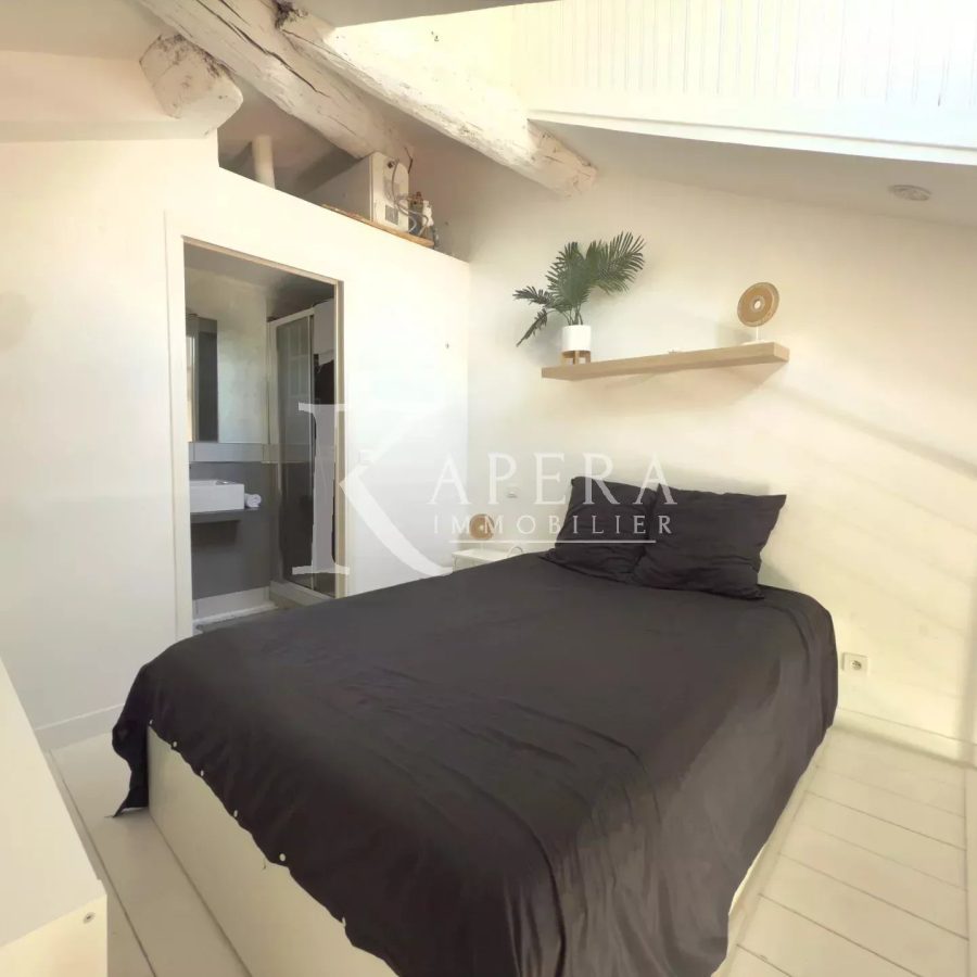 LOCATION DUPLEX MEUBLÉ - PLACE GARIBALDI