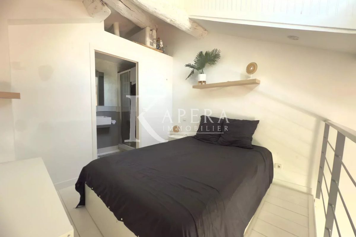 LOCATION DUPLEX MEUBLÉ - PLACE GARIBALDI